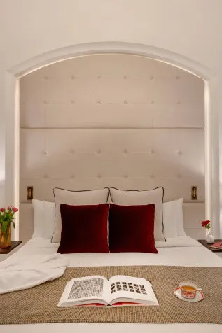 The Chemists' Club Hotel NYC showcases sophisticated design in Midtown Manhattan